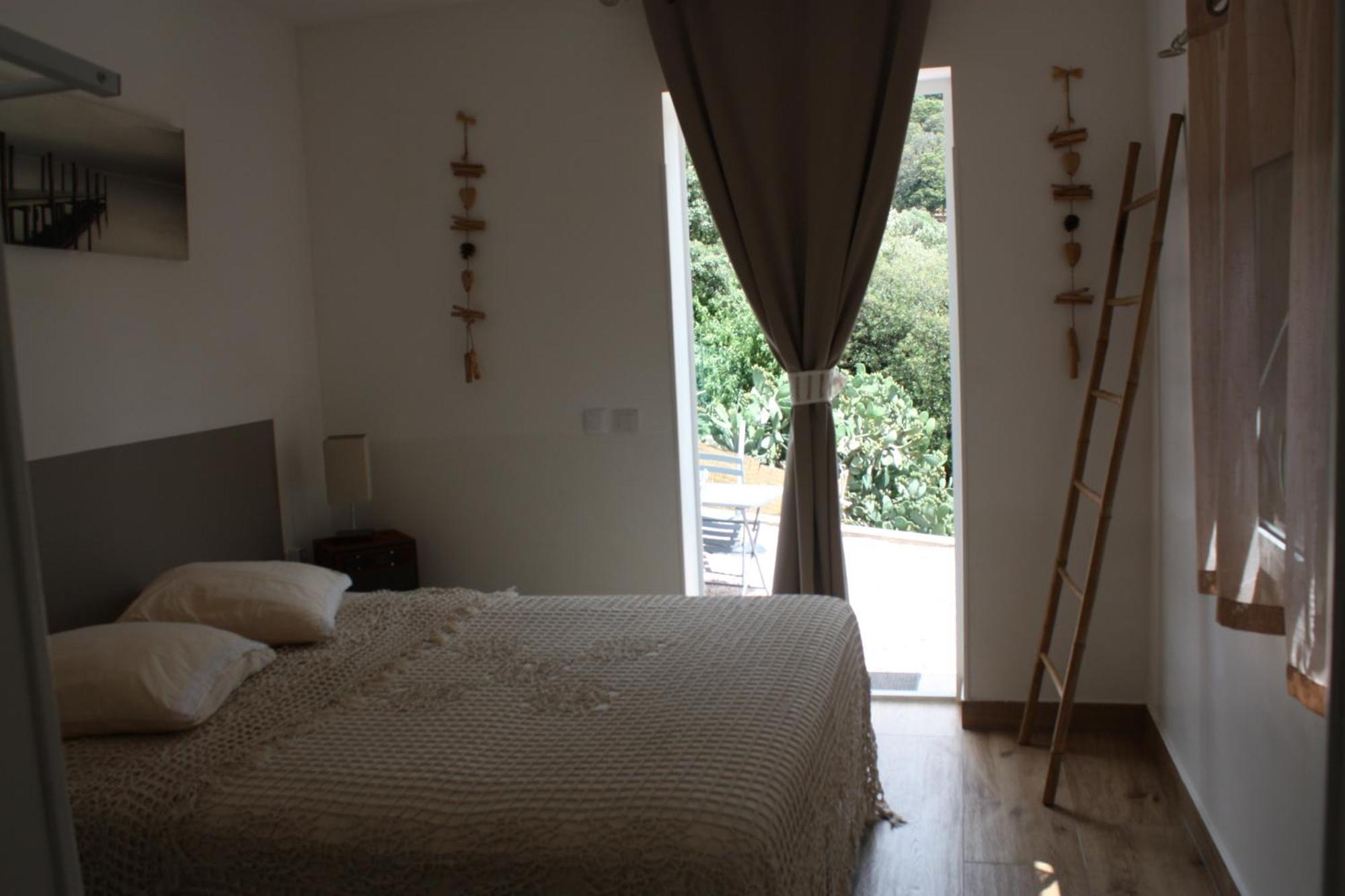 Appartement A Cardiccia Loc Saisonnières Piana Piana (Corsica)